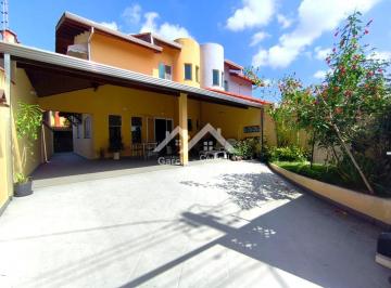 Casa · 186m² · 3 Quartos · 4 Vagas ·
Casa em Peruíbe