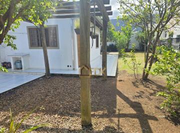 ec5fa653ea9c9d69da0c3cc1e5a432222f182888 · Edícula com 1 dormitório à venda, 80m² construido e 300m² de terreno por R$ 670.000 - Massaguaçu - C