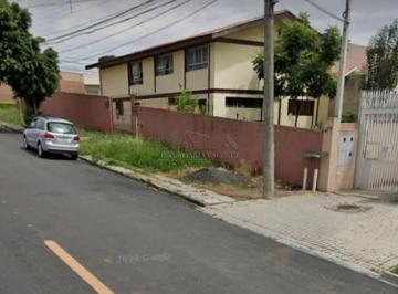 Casa · 350m² · 3 Quartos · 2 Vagas · Sobrado á venda em amplo Terreno de 560m² – 3 Dorm