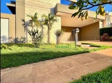 d42456fc0b40460166921911bafe46e8371db0c0 · casa com 3 suítes , sendo 1 master