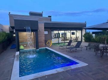 84f92398c4a87d96edb3b2258f00e80ef305fdfd · Rancho com 4 dormitórios à venda, 210 m² por R$ 1.260. - Villagio Colombo - Mendonça/SP