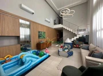 3224e21d89b8012d36df4aa918a86a72458ae010 · Casa 4 suítes , sendo 1 master buona Vita
