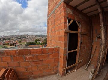 Apartamento · 44m² · 2 Quartos · 1 Vaga · Apartamento sem condomínio com 2 dormitórios. Possui 1 vaga de garagem.