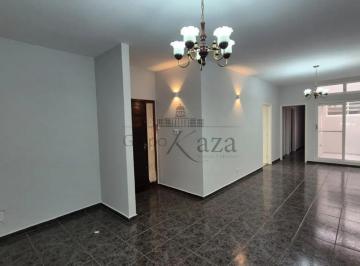 Casa · 187m² · 3 Quartos · 3 Vagas · Oportunidade - Casa - Jardim Santa Maria - Jacareí - 3 Dormitórios - 187m².