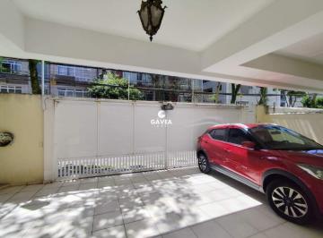 Casa · 222m² · 4 Quartos · 3 Vagas · Casa à venda no Gonzaga em Santos.