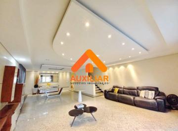 Casa · 300m² · 5 Quartos · 2 Vagas · Sobreposta Alta Duplex, no Embaré em Santos com 5 Suítes, Piscina e Área de Lazer Completa