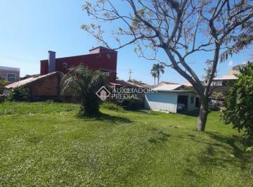 Terreno · 65m² · Lindo lote comercial na Rua Do Gramal