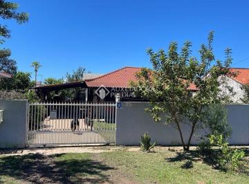 Casa · 120m² · 4 Quartos · 2 Vagas · Casa à venda na Pinheira, Palhoça/SC