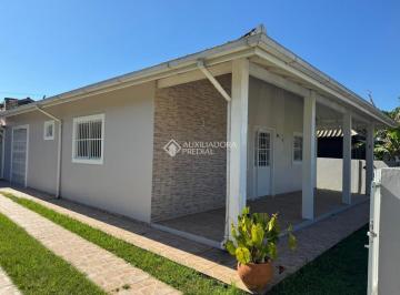 Casa · 82m² · 4 Quartos · Casa térrea em Ibiraquera a poucos passos da lagoa