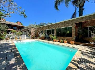 Casa · 198m² · 5 Quartos · CASA A VENDA
