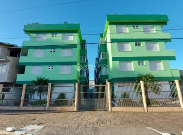 Apartamento · 53m² · 2 Quartos · Um apê mobiliado, pertinho do mar, prontinho pra você entrar e viver!
