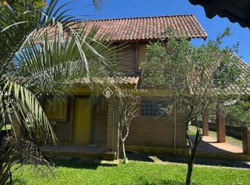 Casa · 153m² · 3 Quartos · CASA COM 3 DORMITÓRIO E UMA SUÍTE oportunidade Pinvest
