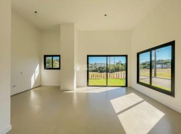 Casa · 100m² · 3 Quartos · 2 Vagas · Casa de esquina em Condominio fechado zona sul