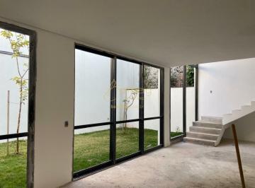 Casa · 233m² · 4 Quartos · 4 Vagas · Jardim Prudência condomínio de 7 casas com lazer