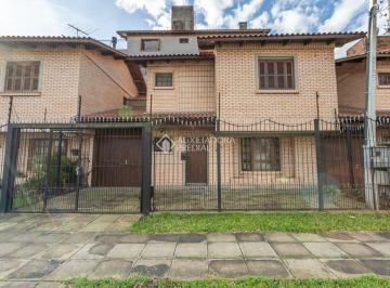 Casa · 118m² · 3 Quartos · 3 Vagas · Casa ampla com 3 suítes no bairro Jardim Itu Sabará