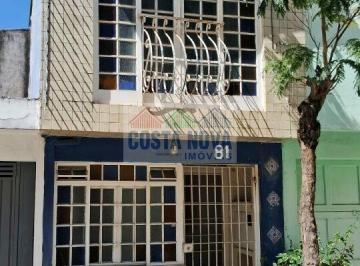 Casa · 80m² · 2 Quartos · Sobrado em Santana