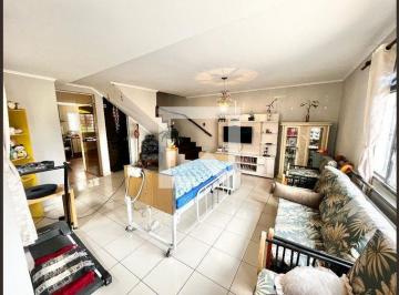 Casa · 225m² · 3 Quartos · 4 Vagas · Casa à Venda - Vila Santa Maria, 3 Quartos, 225 m2