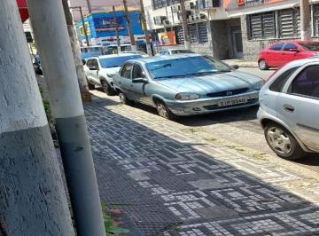 Comercial · 169m² · Salão Comercial em Santo André, 169 m².