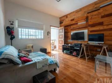 Casa · 160m² · 3 Quartos · 2 Vagas · Praticidade e Tranquilidade no Coração da Vila Pompéia