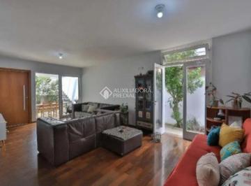 Casa · 228m² · 3 Quartos · 3 Vagas · Sobrado à venda no Parque Terra Nova