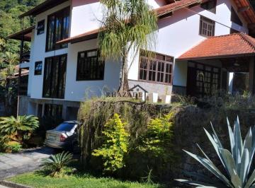 Casa · 280m² · 4 Quartos · 2 Vagas · Casa 4 quartos no condomínio Fazendinha – BADU/NITERÓI.