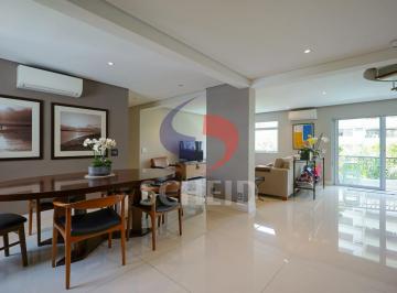 Apartamento · 260m² · 4 Quartos · 3 Vagas · Duplex reformado com 4 suítes e 3 vagas no Real Parque
