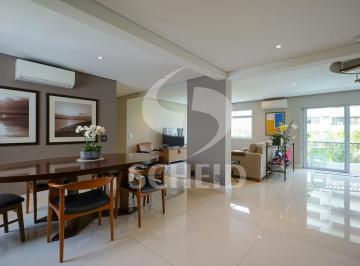 Apartamento · 260m² · 4 Quartos · 3 Vagas · Duplex reformado com 4 suítes e 3 vagas no Real Parque