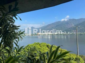 Apartamento · 260m² · 2 Quartos · 3 Vagas · Apartamento / Residencial / Lagoa
