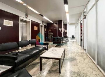 Comercial · 300m² · Andar : / Comercial / Centro