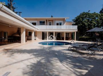 casa a venda no condominio recanto inpla - piscina · Casa à venda - na Granja Viana