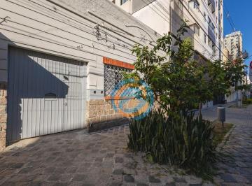 ed66045b68df6e1d9461ce2c1637724588ce74c7 · Casa para alugar, 185 m² por R$ 4.900,00/mês - Centro - Curitiba/PR