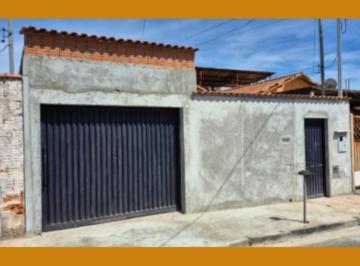 Casa · 50% DO IMÓVEL LOCALIZADO NO LOTEAMENTO JARDIM KENNEDY, QUADRA F, POÇO DE CALDAS/MG,