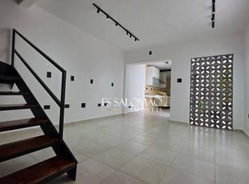 a4b52d8ce7eb53a8174f4d329d930503e610c675 · Casa com 3 suites na Vila Romana! Oportunidade unica!