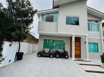 3e768e8a6d896924419153de8321d3ba7c706439 · Casa à venda, 210 m² por R$ 2.100.000,00 - Balneário Praia do Pernambuco - Guarujá/SP