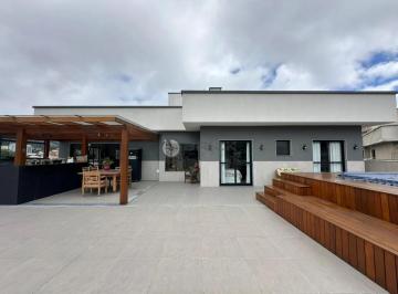 254680.jpg · Cobertura à venda com 3 suítes + dependência, 390 m² no Alto  Teresópolis/RJ.