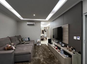 Casa · 236m² · 3 Quartos · 3 Vagas · Casa com 3 quartos à venda bairro Umuarama - Uberlândia/MG