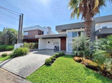 Casa · 250m² · 3 Quartos · 2 Vagas · Casa condomínio fechado 03 quartos ,03 suítes a venda praia Xangri-Lá
