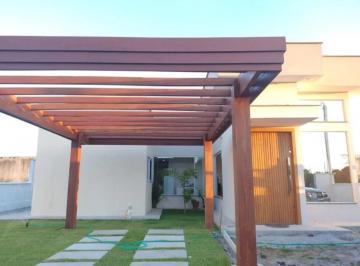 Casa de 3 quartos, Santa Cruz Cabrália · Casa térrea individual de 3 quartos sendo 1 suíte com closet em coroa vermelha 