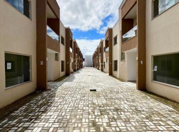 Casa · 105m² · 3 Quartos · 2 Vagas · Casa Duplex com 3 Quartos em Village, Condomínio Fechado, à venda no Centro de L