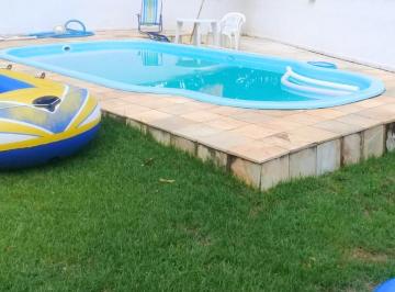 Casa de 3 quartos, Araruama · Casa com piscina e terreno com área de 600m pertinho do centro RGI 