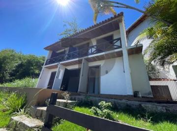 Fachada · Casa Duplex no Jardim Brasília I, com 174m² em terreno de 853m².