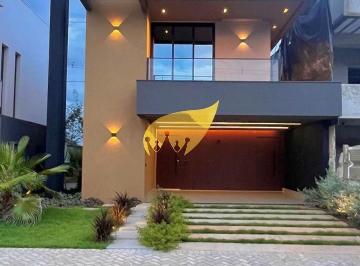 Foto 02 · Casa de alto padrão no Morada dos Nobres, Cuiabá-MT: 5 suítes, 2 salas, piscina e acabamento impecáv