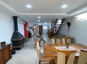 Casa · 170m² · 2 Quartos · 2 Vagas · SLF 0 Casa 6601