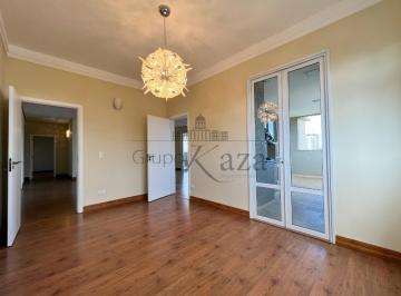 Apartamento de 4 quartos, São José dos Campos · Apartamento/Padrão - Residencial - No bairro Jardim Aquarius