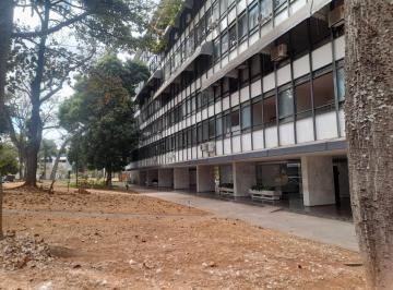 Apartamento de 3 quartos, Brasília · Apartamento Reformado 3 Quartos com Suíte na SQS 114 Asa Sul