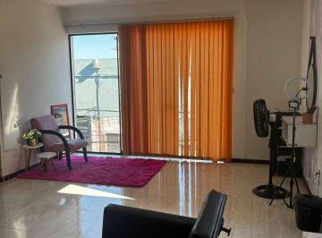 Comercial · 48m² · 1 Quarto · Sala comercial no bairro Cavalhada.