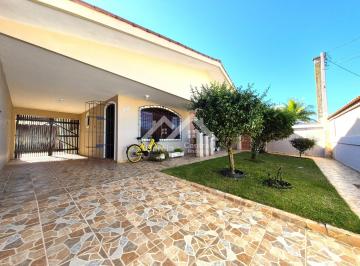 Casa · 300m² · 3 Quartos · 3 Vagas · 
                                Casa em Peruíbe
                            