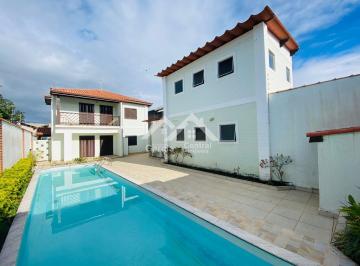 Casa · 422m² · 4 Quartos · 3 Vagas · 
                                Sobrado Lado da Praia em Peruíbe
                            