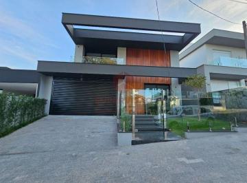 Casa · 364m² · 4 Quartos · Casa à venda - em Pedra Branca