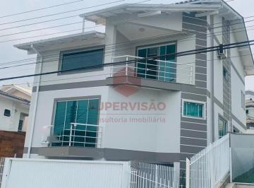 Casa · 360m² · 3 Quartos · Casa à venda - em Pedra Branca